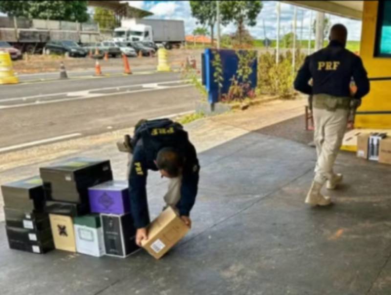 Casal é detido com mais de 260 garrafas de vinho argentino sem nota fiscal em Marília