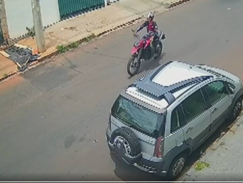 Homem joga bomba em terreiro de umbanda em Bauru