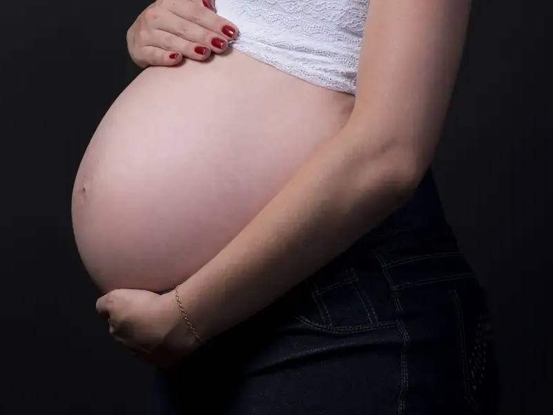 Lula sanciona lei que regulamenta a profissão de doula