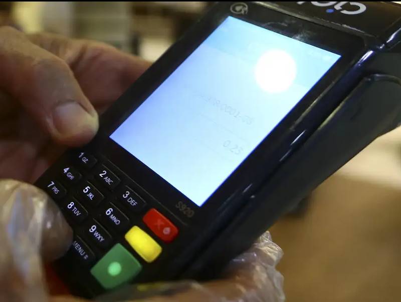 BC: bandeira de cartão terá de pagar transações em caso de falhas