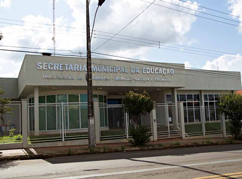 Prefeitura de Assis abre inscrição para professores temporários para 2021