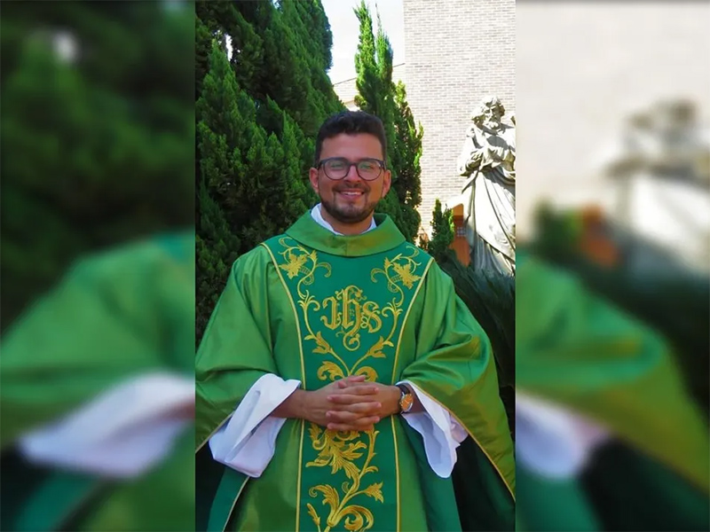 Padre acusado de atropelar e matar suspeito de furto à igreja é absolvido em Tribunal do Júri