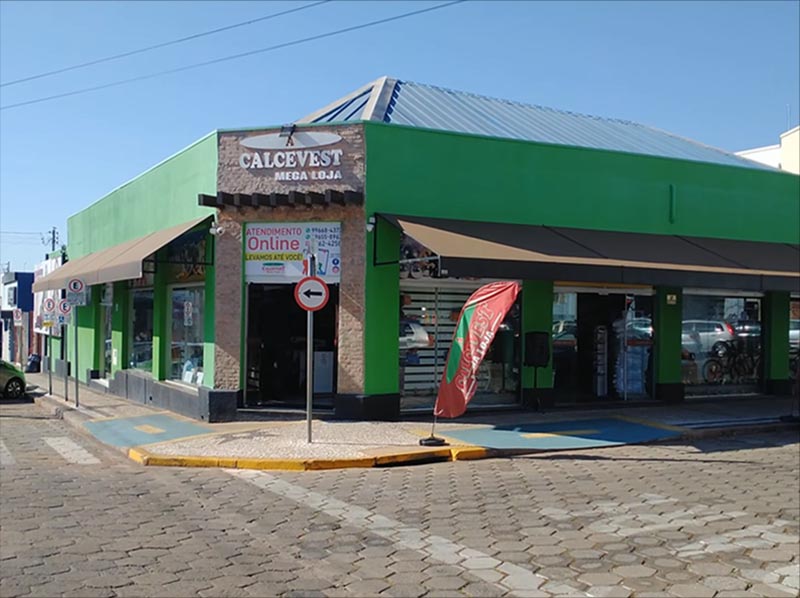 Tudo o que você precisa está na A Calcevest Mega Loja - a loja da família paraguaçuense