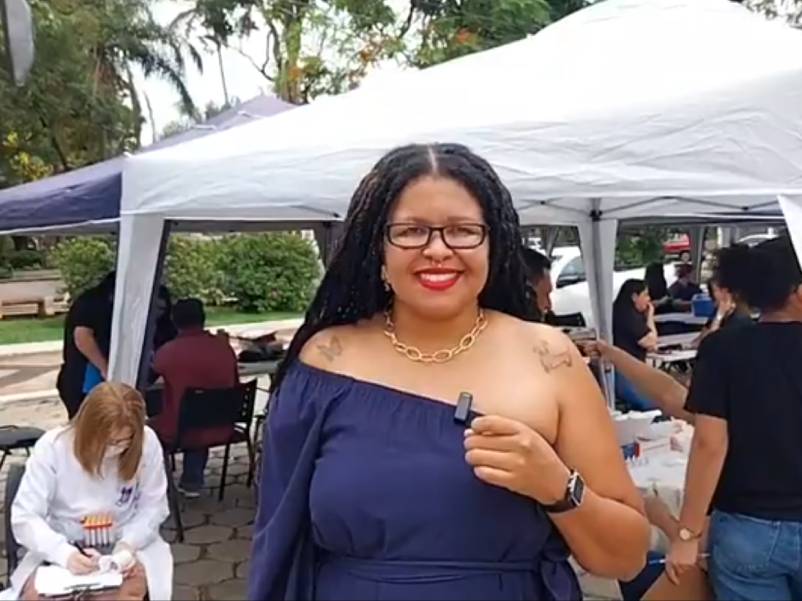 Bioquímico marca presença na Praça da Matriz no Mutirão de Exames de PSA