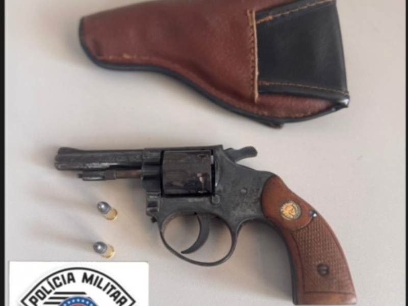 Homem de 39 anos é preso por posse ilegal de arma de fogo em Assis
