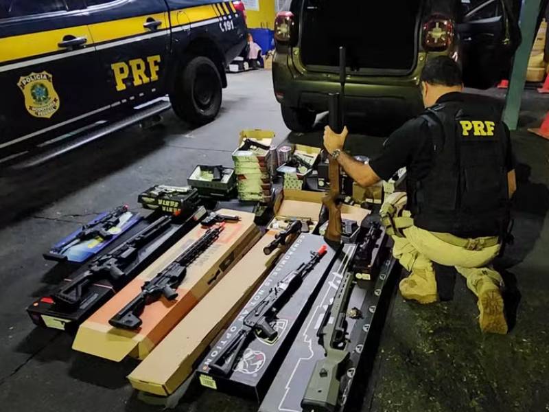 Dupla é presa por contrabando de armas de pressão avaliadas em R$ 40 mil em rodovia de Ourinhos