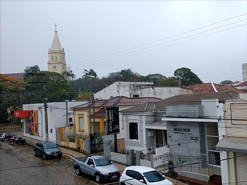 Chuva chega em Paraguaçu Paulista e frente fria se aproxima com risco de temporais na região
