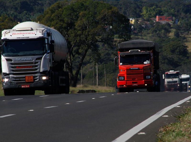 Eixo SP define localização de áreas de descanso para caminhoneiros