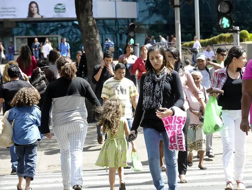 Desemprego sobe para 5,8% em fevereiro, mas é o menor para o trimestre