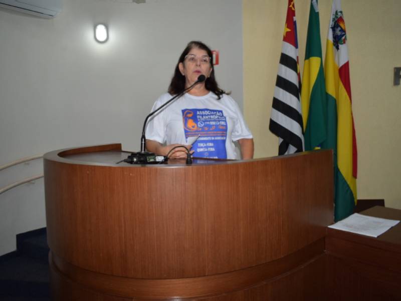 Voluntária Ana Marta fala sobre trabalho da Associação de Apoio a Gestante Adolescente de Paraguaçu