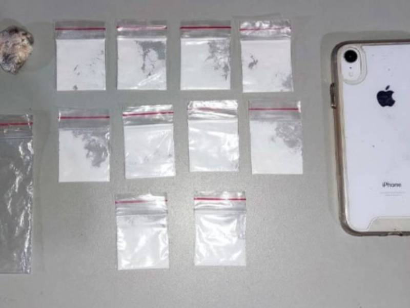 Jovem de 18 anos é preso em flagrante por tráfico de drogas em Ibirarema
