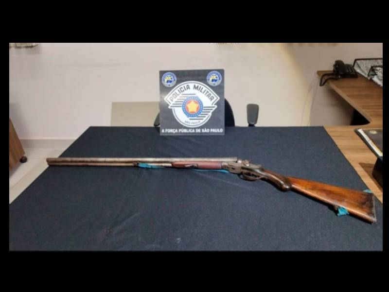 Polícia Militar apreende espingarda em Palmital após denúncia anônima