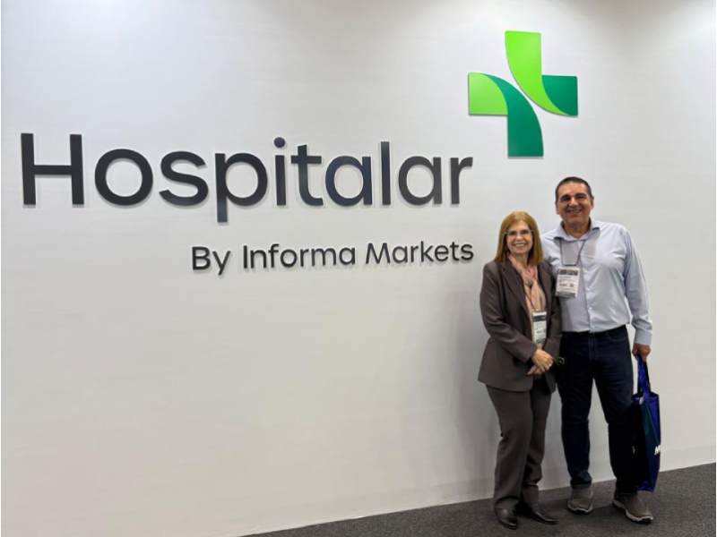 Bioquímico marca presença na 31ª Hospitalar, principal feira do setor de saúde da América Latina