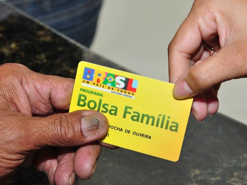 Mais de 1,1 mil beneficiários do Bolsa Família têm cadastro cancelado