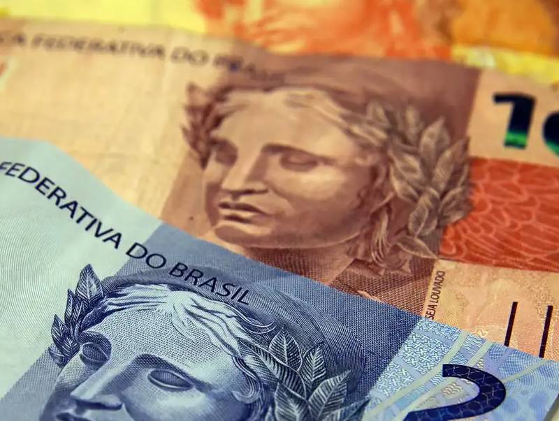 Envio de declaração do IR começa na próxima semana; veja regras