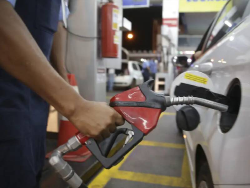 Governo reúne mais de 100 Procons para fiscalizar combustíveis