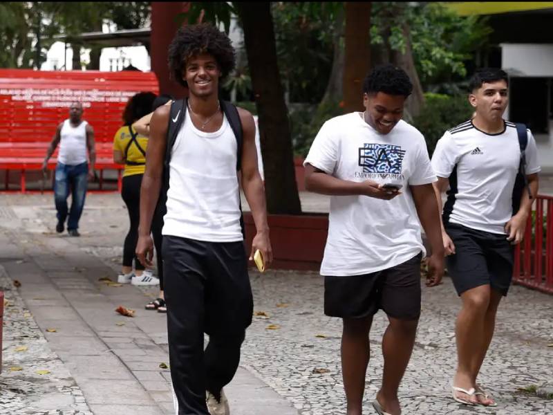 Enem 2025: prazo para pedir isenção da taxa acaba nesta sexta