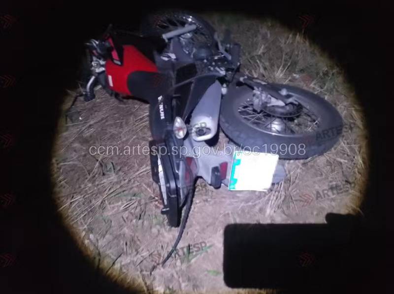 Motociclista perde o controle de moto, cai na pista e morre atropelado por carro na Marechal Rondon