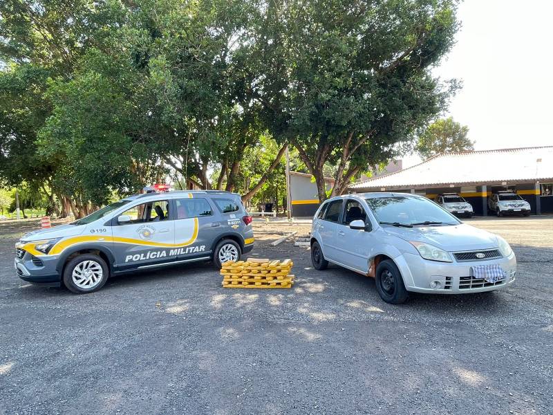 Polícia Rodoviária prende dupla com mais de 50kg de maconha em Palmital