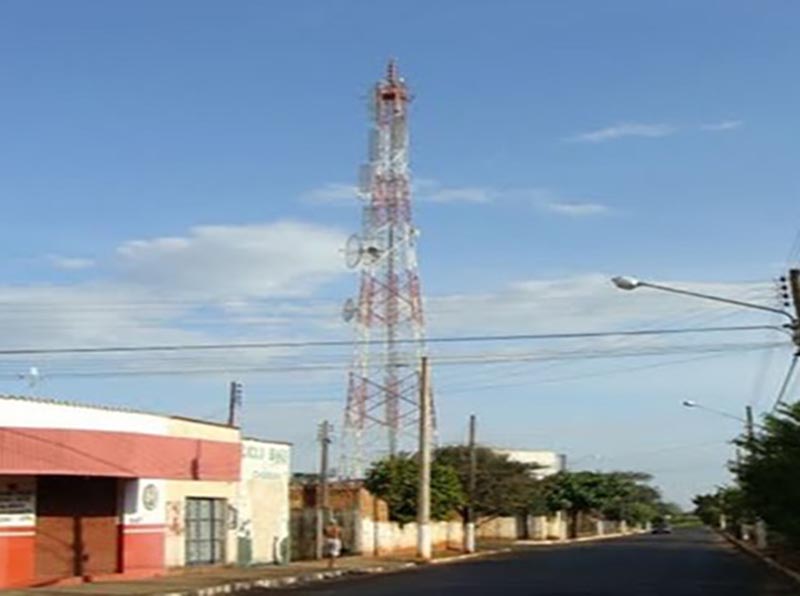 Torre de transmissão de sinal de TV aberta em Paraguaçu sofre com furto de fiação