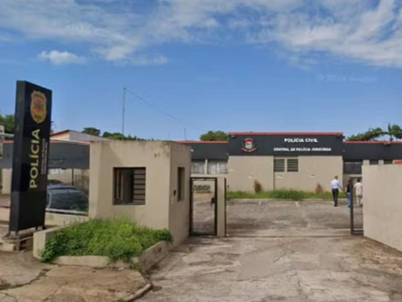 Motorista embriagado avança semáforo e acaba preso em Jaú
