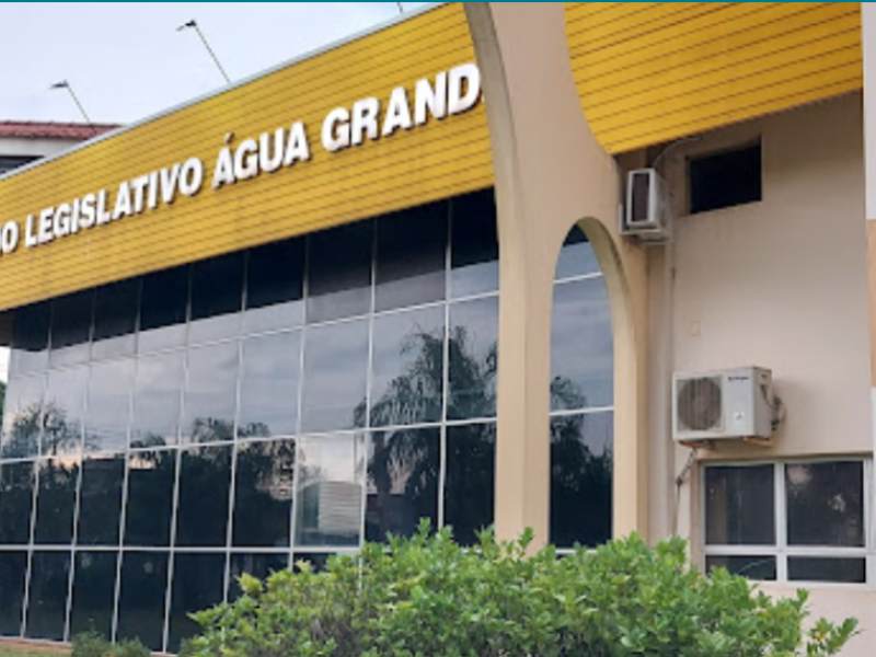 Vereadores aprovam 10 requerimentos com questionamentos ao Prefeito Antian