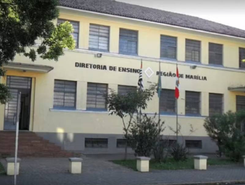 Funcionário de escola estadual é demitido por beijar aluna de 12 anos à força em Marília