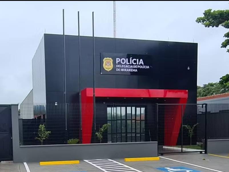 Homem ataca companheira a facadas e comete suicídio em Ibirarema