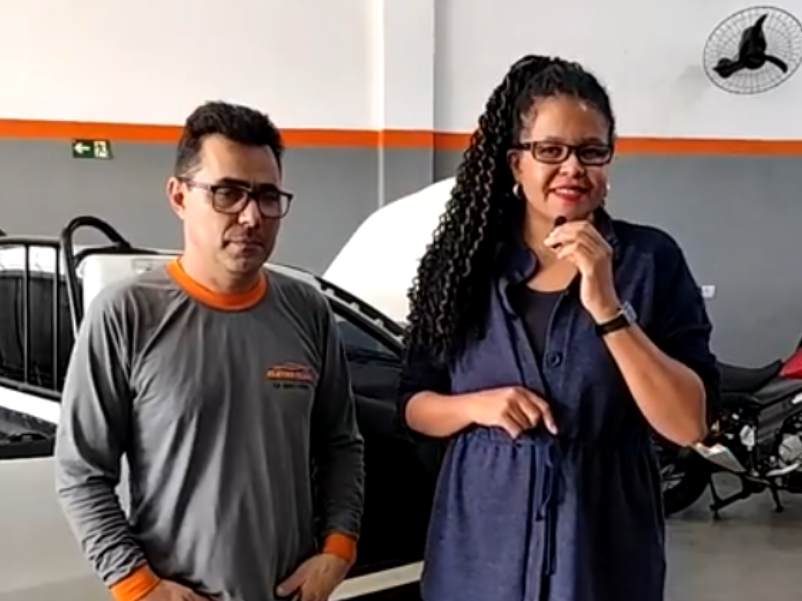 Precisando dar aquele trato no ar condicionado do seu carro? Vem pra Eletro Clima