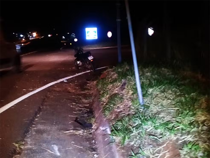 Motociclista morre após bater em canaleta de água pluvial em Rodovia de Rancharia