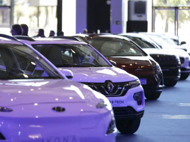 Vendas de veículos novos recuam em junho, mas crescem 4,8% semestre