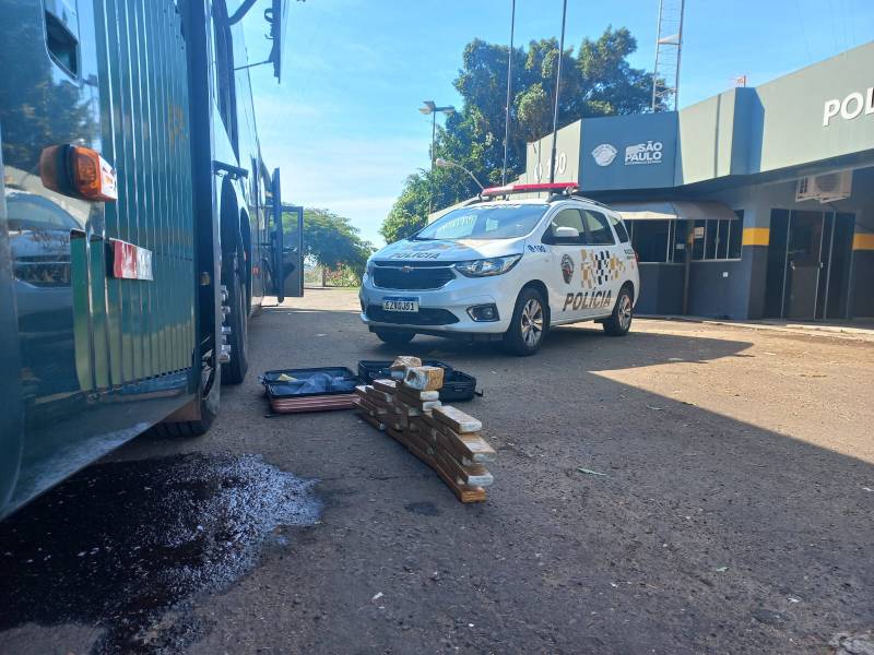Polícia Rodoviária prende traficante em rodovia de Garça