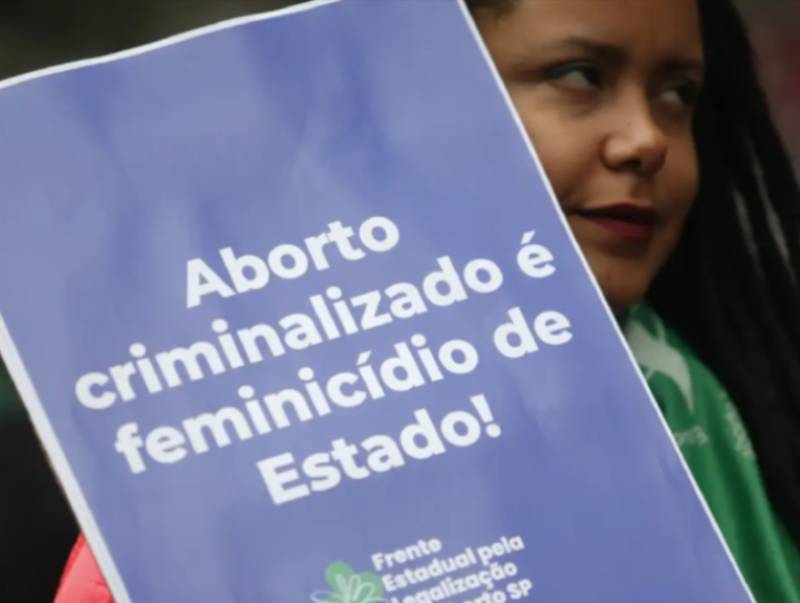 Meninas mães passam de 14 mil e só 1,1% tiveram acesso a aborto legal