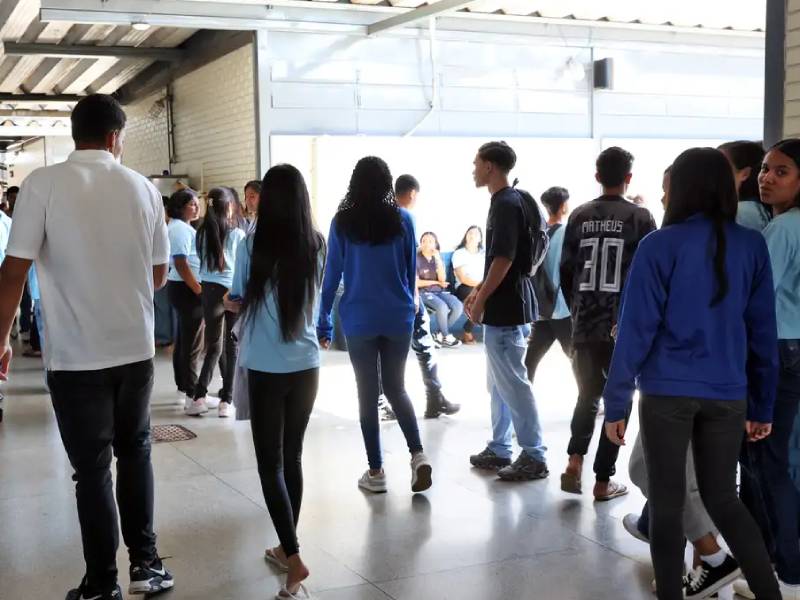 Pé-de-Meia: nascidos em março e abril recebem 6ª parcela