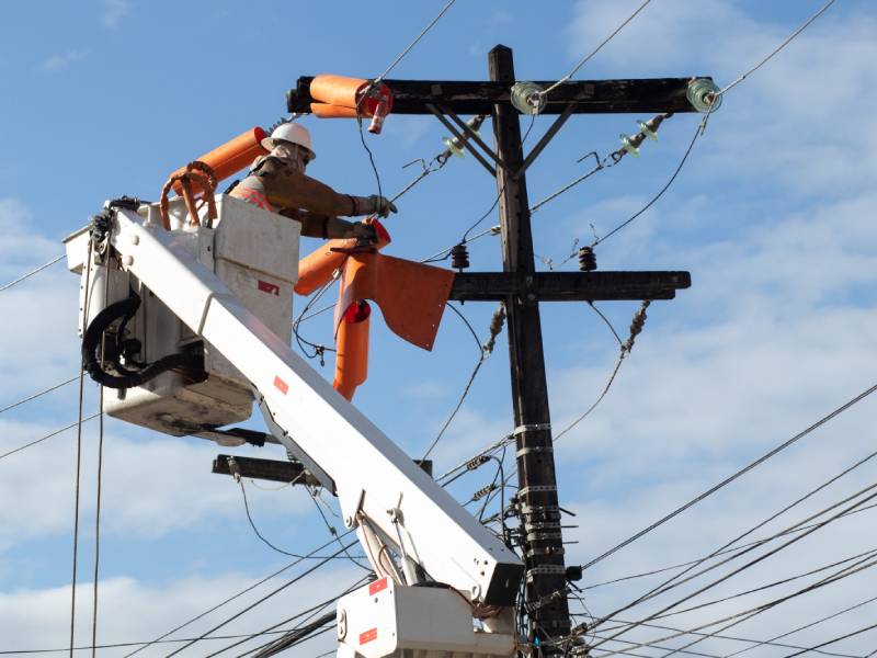 Equipes da Energisa atuam em melhorias na rede que atende cidades da região