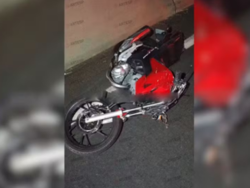 SP-294 registra dois acidentes na mesma noite; motociclista morreu em um deles