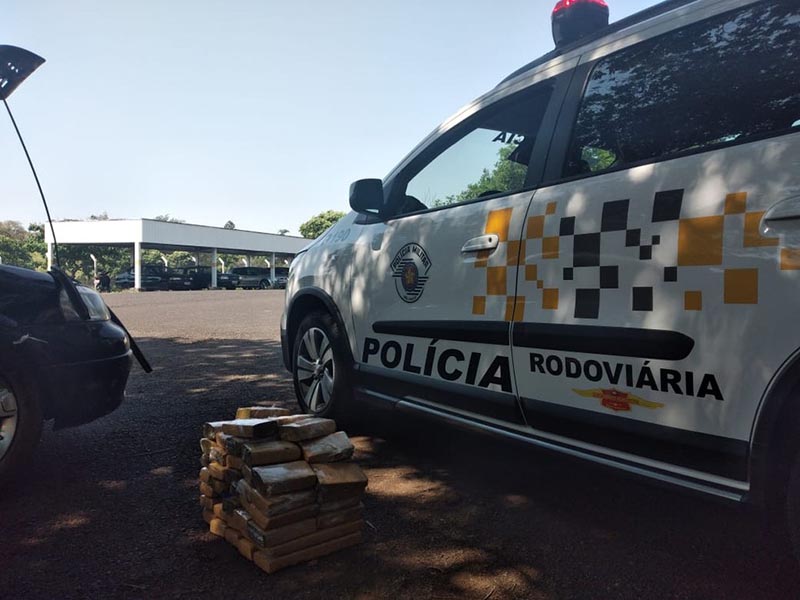 Motorista é preso com quase 30 kg de maconha em rodovia de Assis