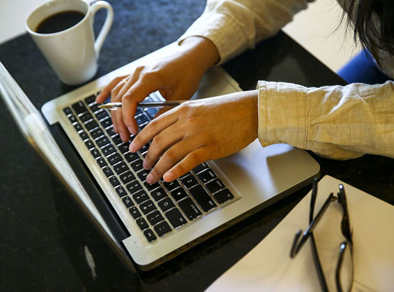 Trabalho digital cresce 5 vezes e ameaça direitos trabalhistas