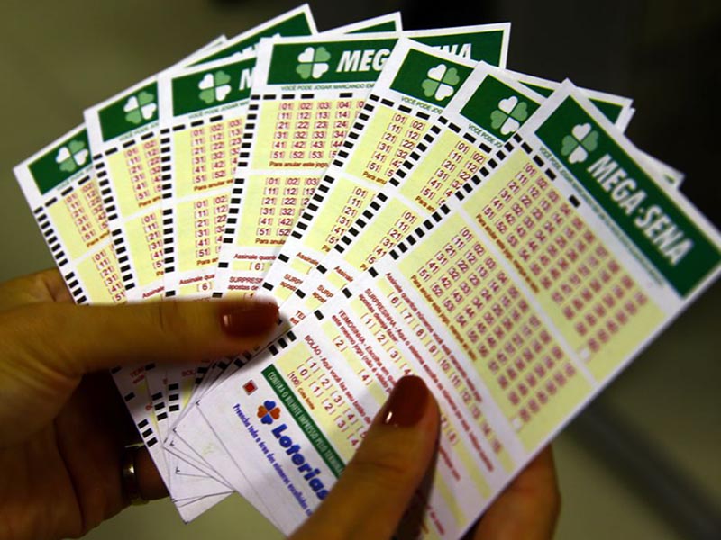 Nenhuma aposta acerta Mega-Sena e prêmio acumula em R$ 115 milhões