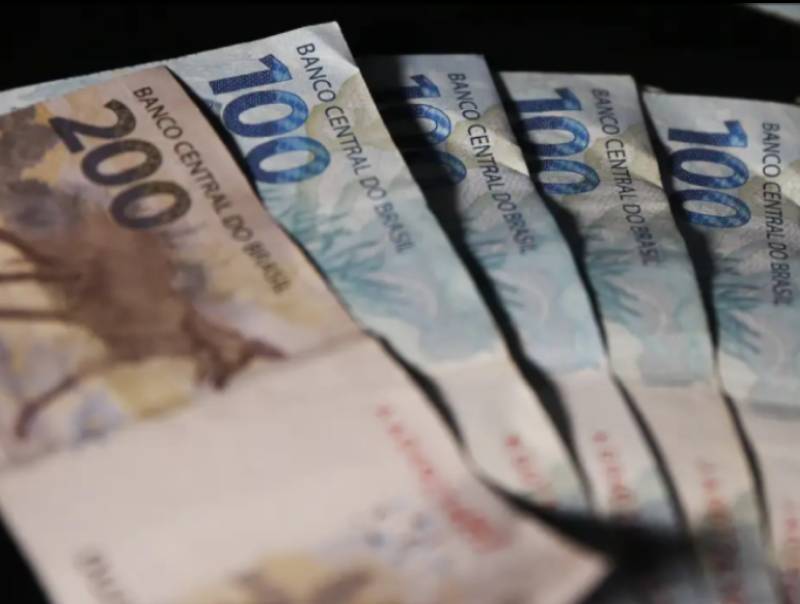 Receita paga lote especial de restituição automática em julho