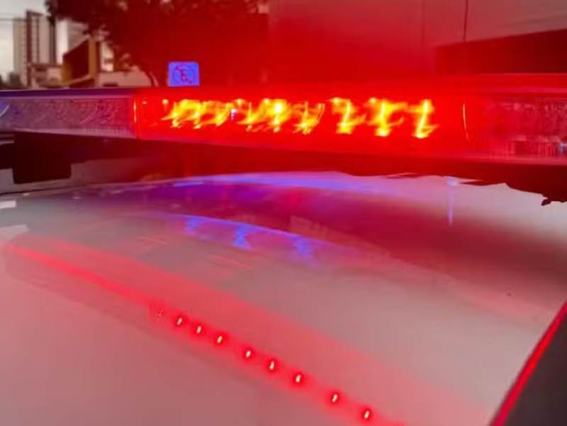 Homem é preso por tentativa de feminicídio após atear fogo em carrinho de bebê no interior de SP