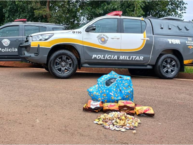 Mulher é presa transportando cocaína em embalagens de chocolate em pó em Santa Cruz do Rio Pardo