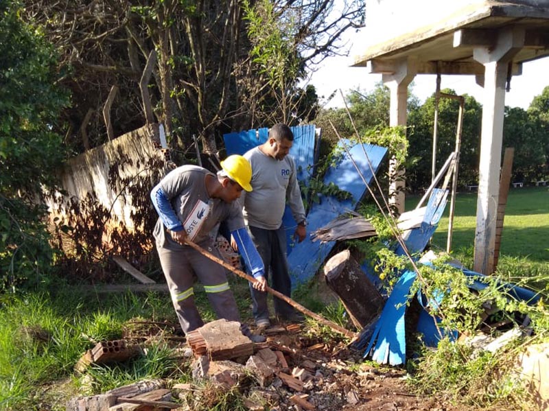 Prefeitura inicia reparos no Campo Society do Banespinha