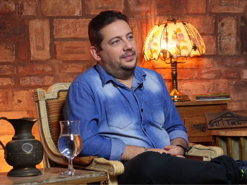 Casos & Causos: Conheça a trajetória do escritor Ramon Barbosa Franco