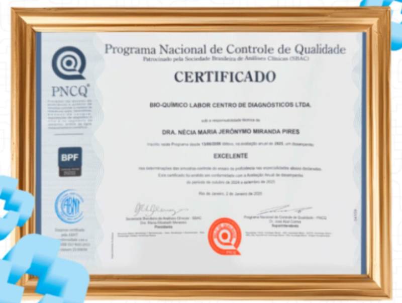 Bioquímico conquista Certificado de Excelência do Programa Nacional de Controle de Qualidade