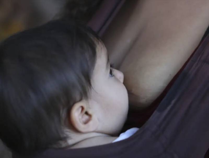 Amamentação reduz risco de doença cardíaca na mãe