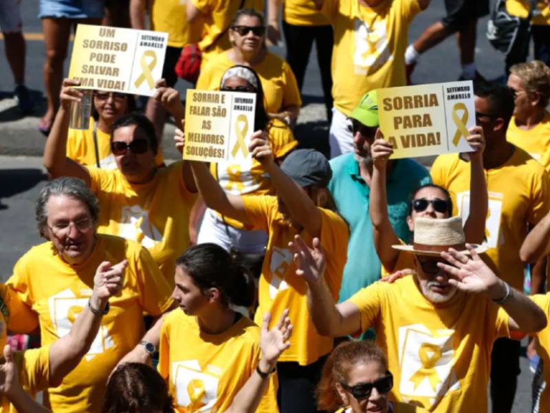 Estudo com dados de 101 países aponta danos do álcool à saúde mental