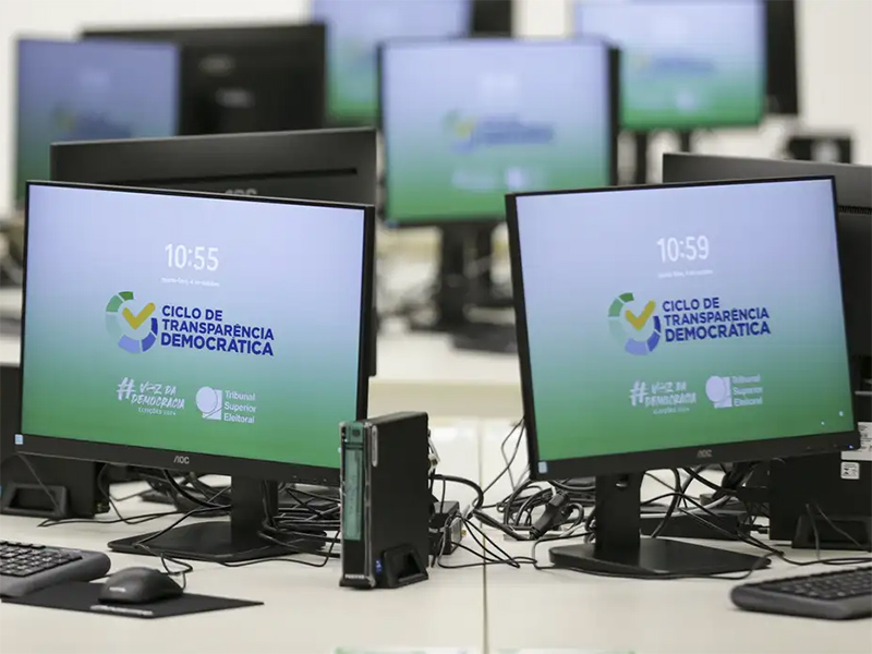 Eleições 2024: PF e universidade fazem teste em urnas eletrônicas