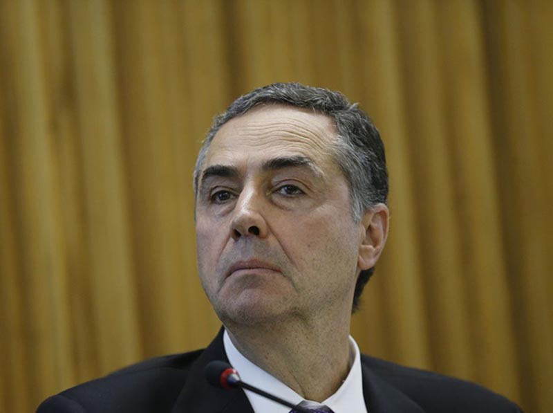 Ministro do STF suspende aplicação do piso nacional da enfermagem