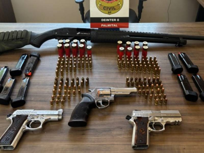 Polícia cumpre mandado e apreende armas em Palmital